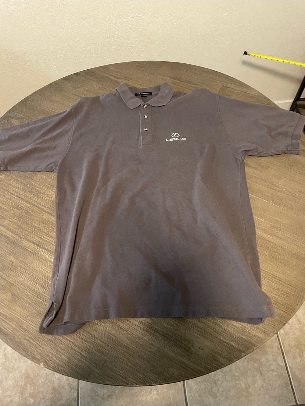 Lexus polos